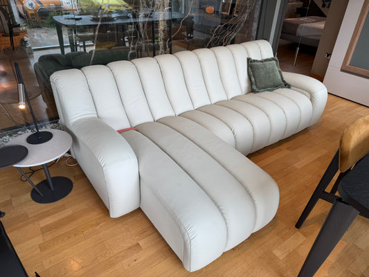 DIVANO SCERVINO IN PELLE