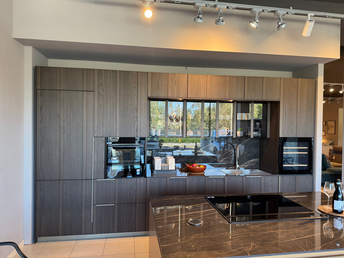 CUCINA CON ISOLA VALDESIGN